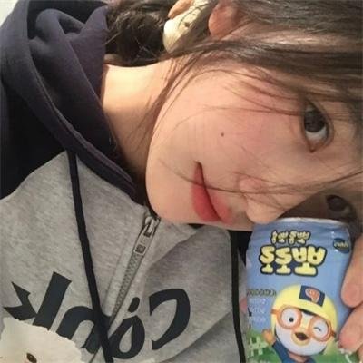 蔷薇少女海报
