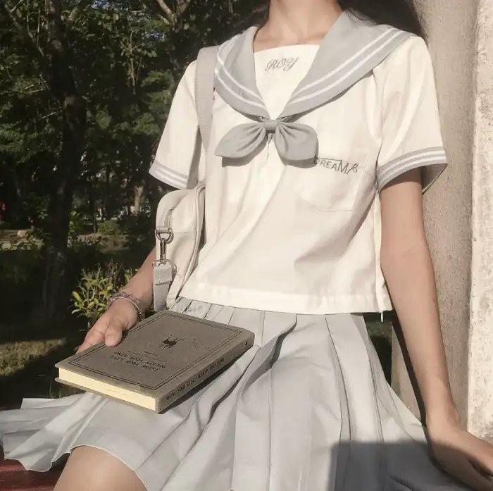 九十岁的美女海报